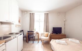 2Ndhomes Compact Studio By The Esplanade Park